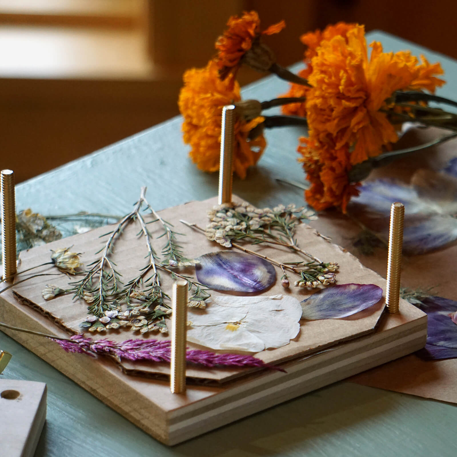 Wooden Flower Press – Old Tavern Farm