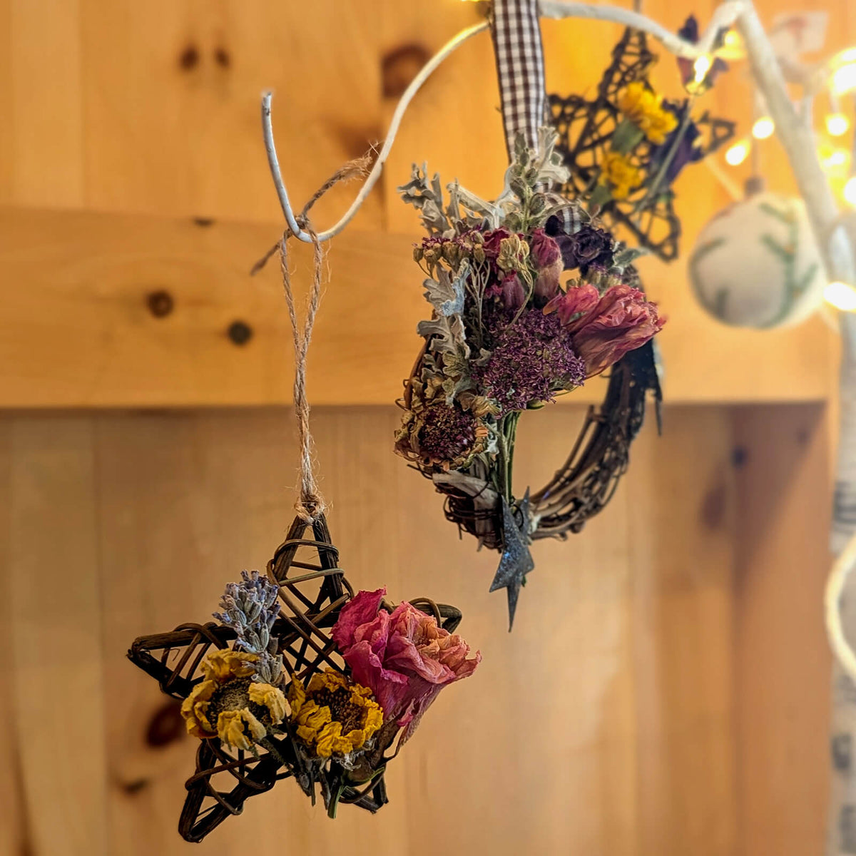 Ornament – Dried Floral & Wicker Star